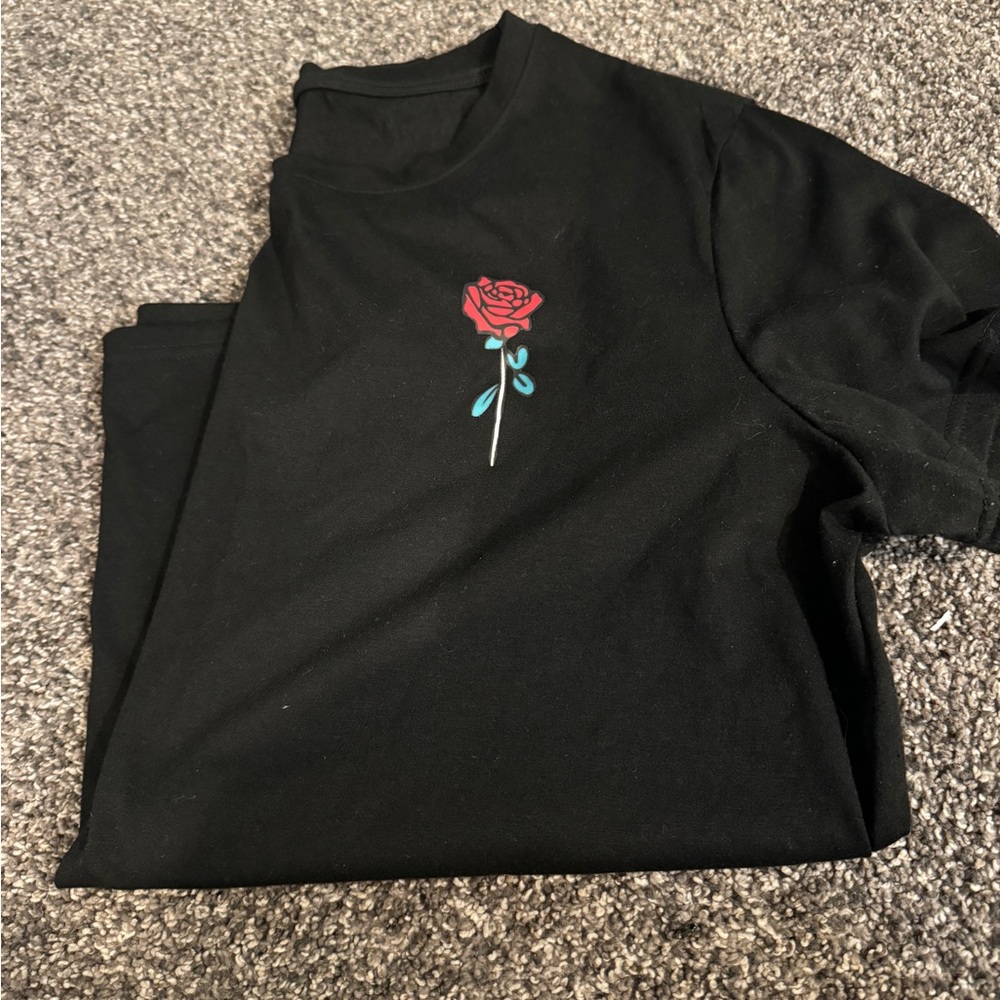 Men’s rose shirt